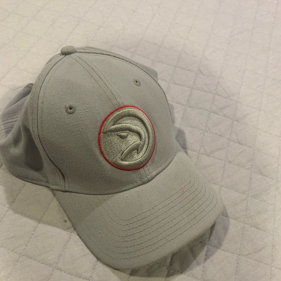 Atlanta hawks hat - Picture 1 of 2